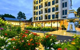 Norn Rimklong Bangkok Hotel